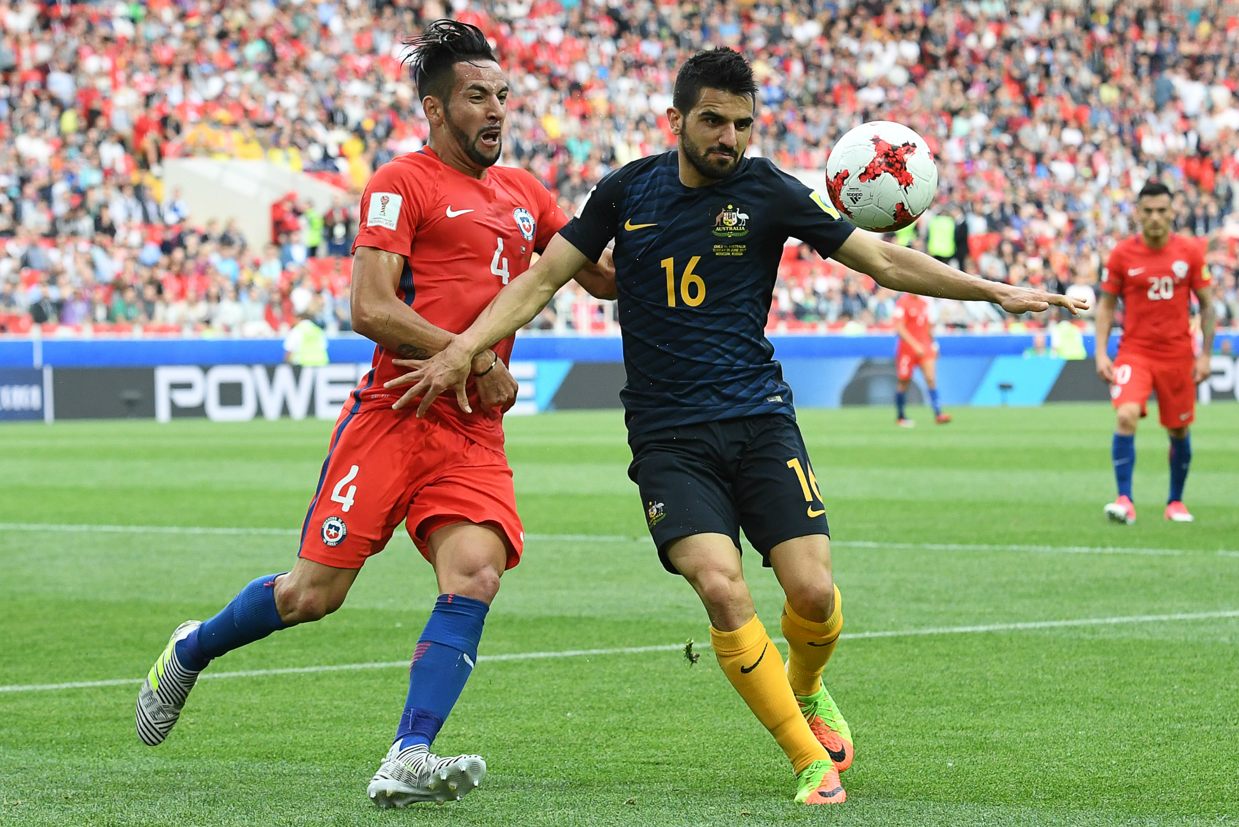 Aziz Behich Chile
