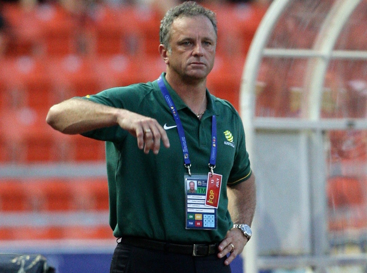 Graham Arnold in the Caltex Soccerooos dugout in 2007 Graham Arnold in the Caltex Soccerooos dugout in 2007