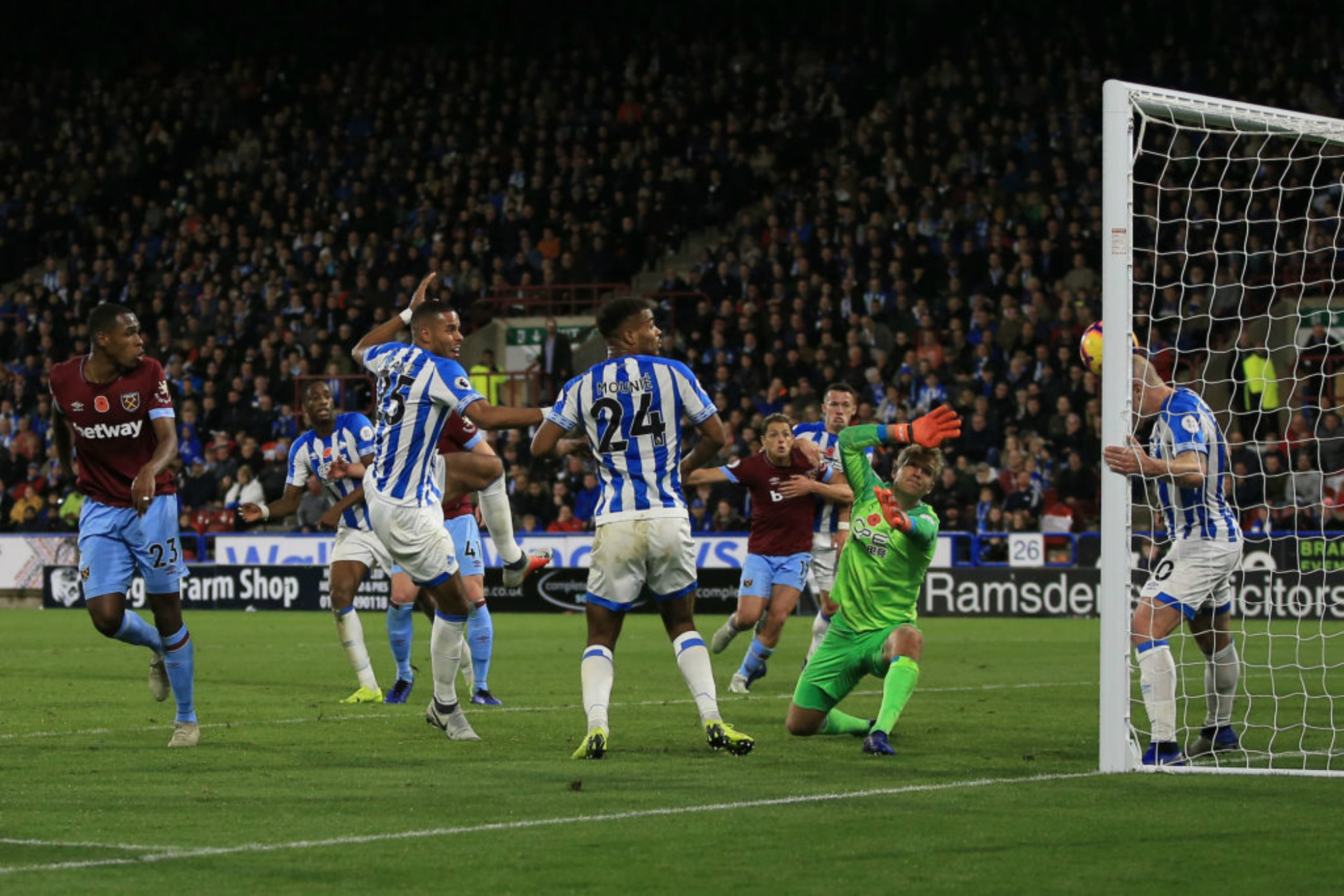mooy-huddersfield