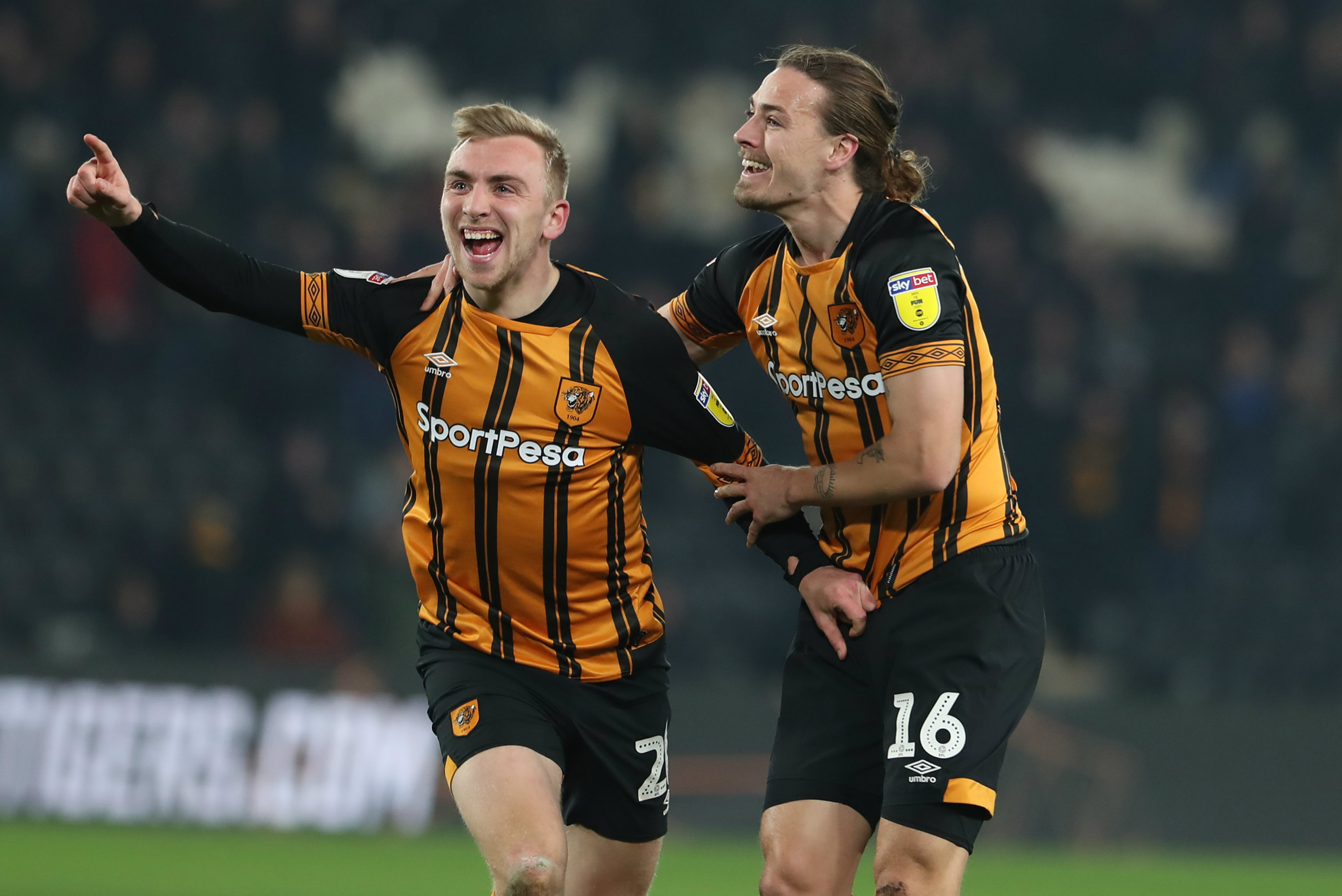 Hull City's Jarrod Bowen celebrates a goal with Jackson Irvine