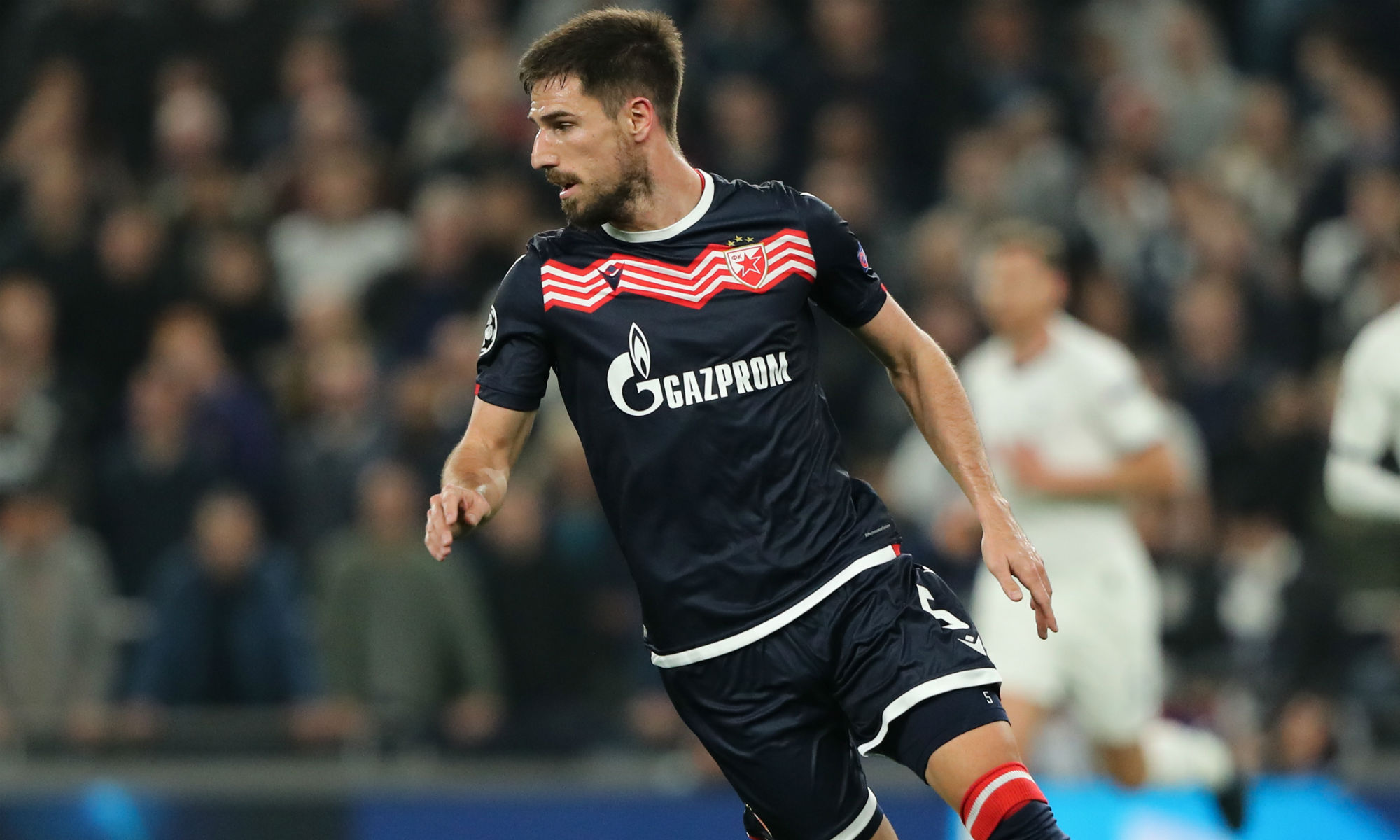 Milos Degenek