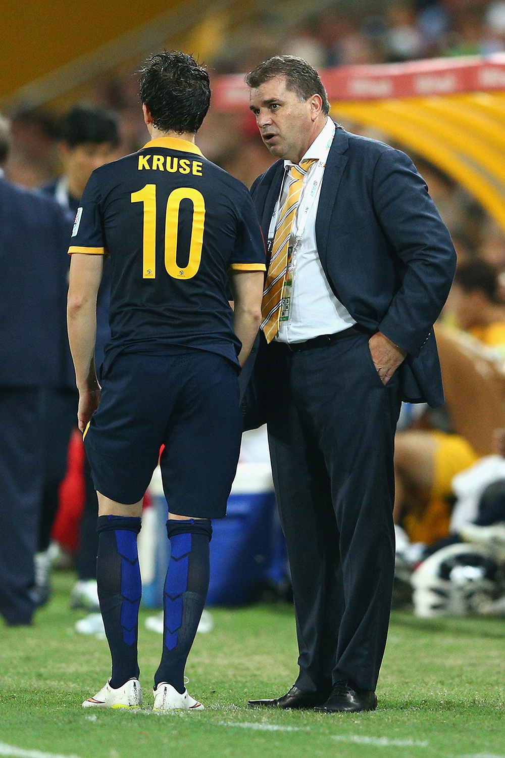 Ange Postecoglou and Robbie Kruse