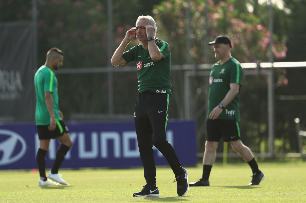 Bert van Marwijk gives a message in training Bert van Marwijk gives a message in training