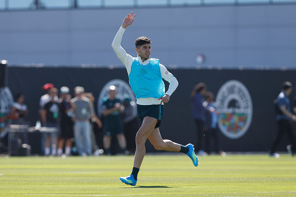 ALAMEDA, CALIFORNIA - JUNE 03: Cristian Volpato #20 of Australia calls for the ball during a training session at Oakland Roots and Soul Sports Club on June 03, 2026 in Alameda, California. (Photo by Lachlan Cunningham/Getty Images)