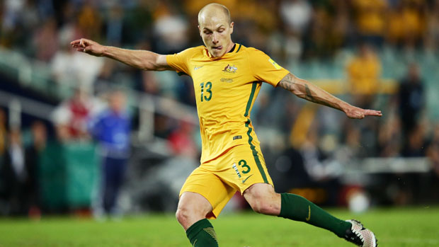Brazil and Manchester City midfielder Fernandinho is a big fan of Aaron Mooy and hopes to play alongside the Caltex Socceroo in the EPL next season.