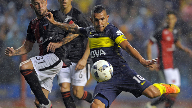 Carlos Tevez is reportedly set to sign with Chinese side Shanghai Shenhua.