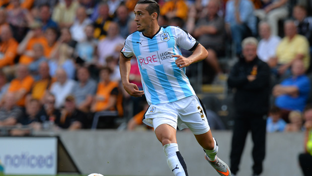Jason Davidson has made the move to English club Huddersfield Town.
