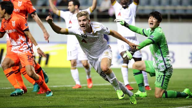 Riley McGree