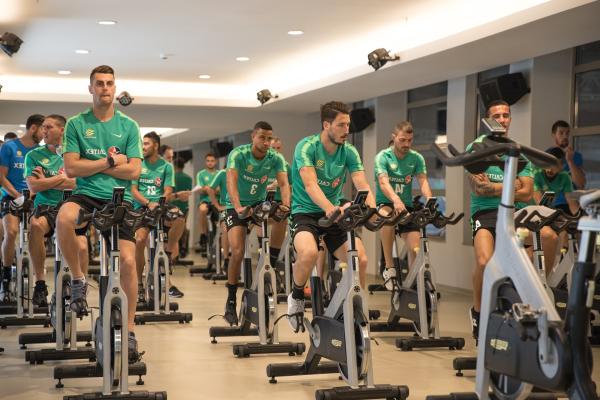 Socceroos players put through their paces in the gym