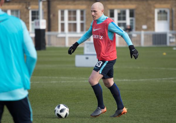 Aaron Mooy Training