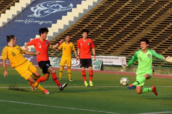 Nick D'Agostino scores v Korea Republic_March 2019