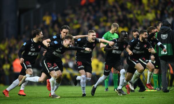 Mabil celebrates