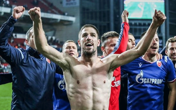 Milos Degenek
