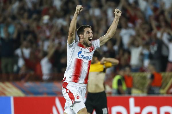 Milos Degenek