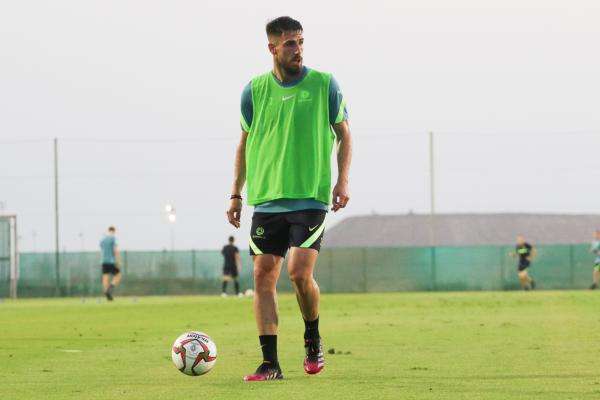 Milos Degenek