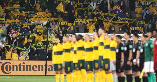 Socceroos fans vs Saudi Arabia