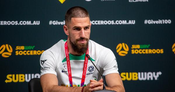 Milos Degenek