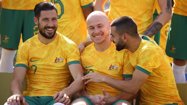 Leckie Mooy Behich