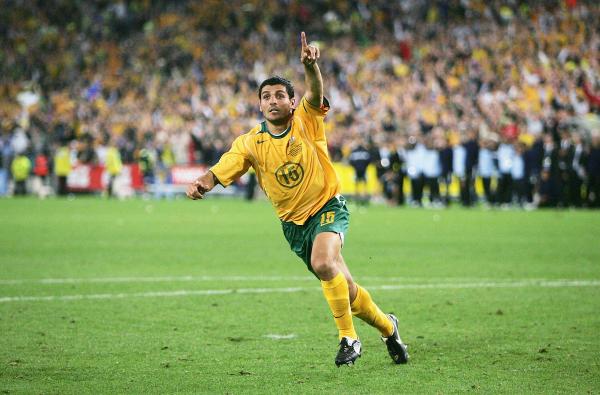 John Aloisi scores the penalty to send Australia to the World Cup