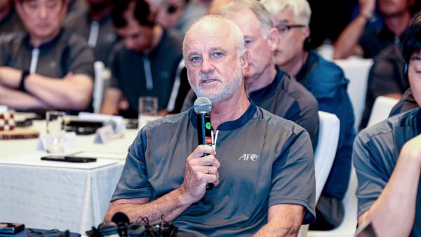 Graham Arnold