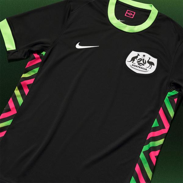 Nike Men's away kit