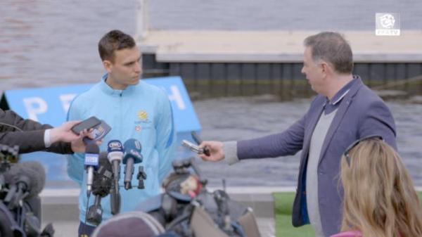 Socceroos hit the Perth Quay