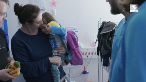 FFA TV | Caltex Socceroos' hospital visit