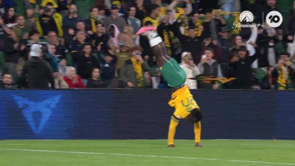 GOAL: Nestory Irankunda converts from the spot