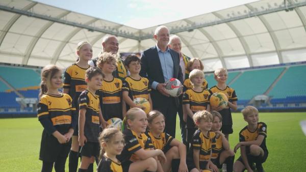 Graham Arnold delighted to see Subway Socceroos playing on the Gold Coast!