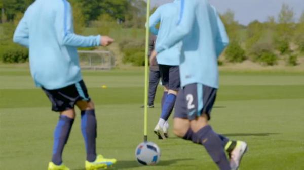 Socceroos 'favourites' against Greece
