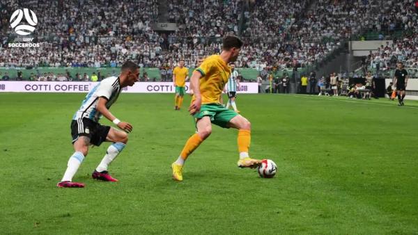Jordy Bos talks through outstanding Socceroos starting debut v Argentina 