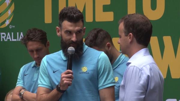 Jedinak speaks as Socceroos celebrate in Sydney