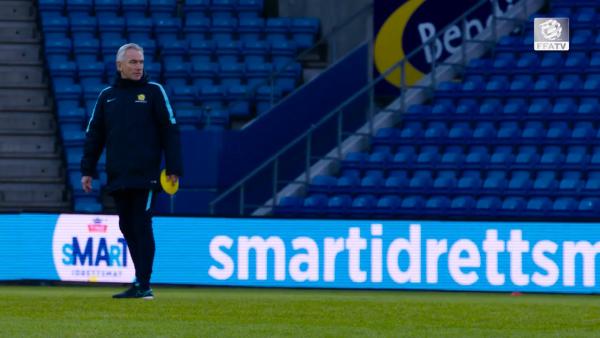 Van Marwijk will do everything to win
