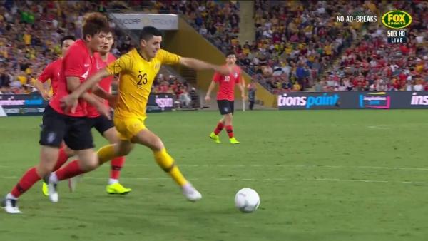 Tom Rogic goes close for the Caltex Socceroos