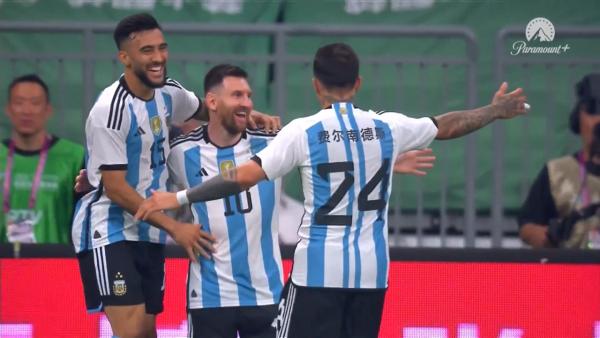 GOAL: Messi bags one inside a minute