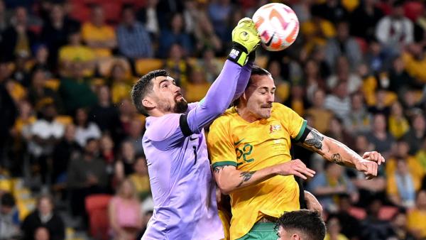 Mathew Ryan Highlights