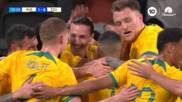 GOAL: Jackson Irvine in fine scoring form