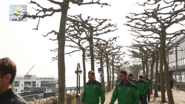 FFA TV | Socceroos team walk