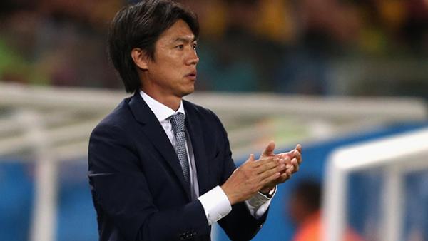 Hong Myung-bo during his side's 1-1 draw with Russia.