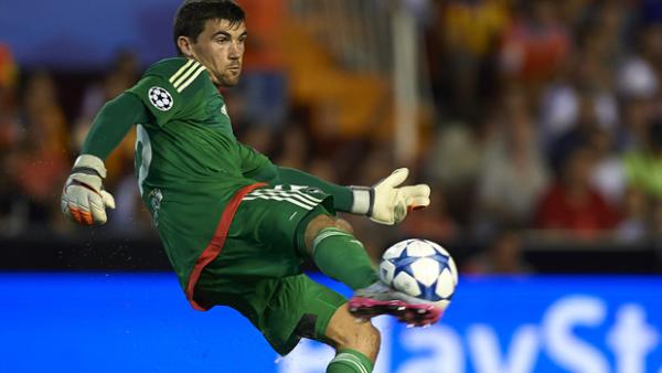 Mat Ryan kept a clean sheet in Valencia's 3-0 win over Granada.