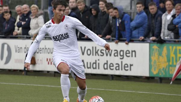 Young Aussie Kenneth Dougall in action for Sparta Rotterdam.