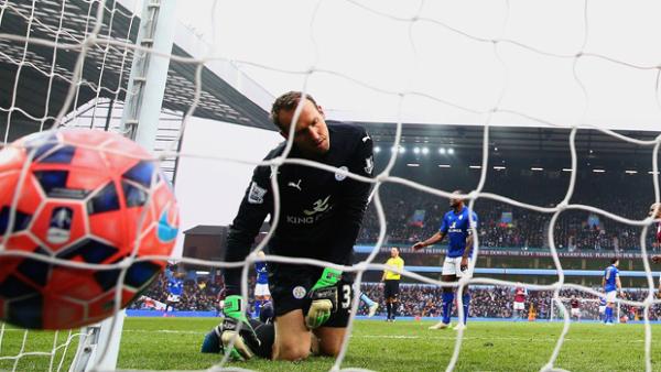 Mark Schwarzer reacts after conceding against Aston Villa.