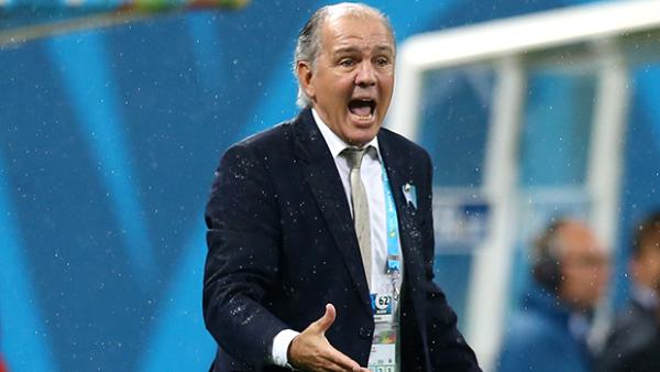 Sabella reacts during Argentina's semi-final victory over the Netherlands.