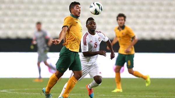 Massimo Luongo fights for the ball in Australia's 0-0 draw with UAE.