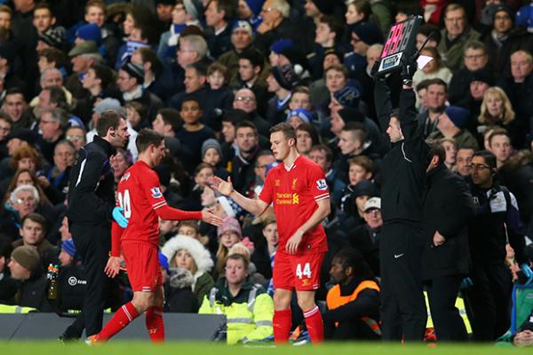 Aussies Abroad | Liverpool defender Smith makes debut