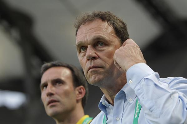 Holger Osieck's contract terminated