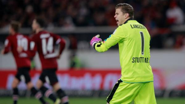 Stuttgart goalkeeper Mitch Langerak.