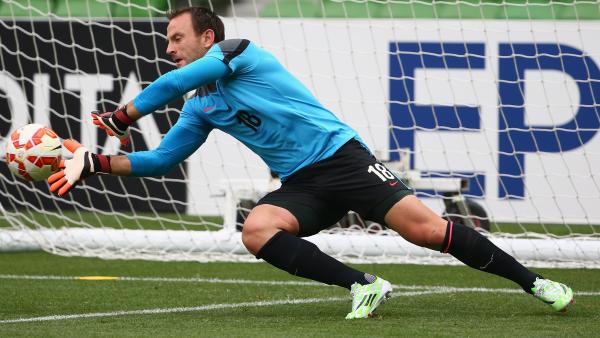 Eugene Galekovic has been called in to the Caltex Socceroos squad in place of the injured Adam Federici.