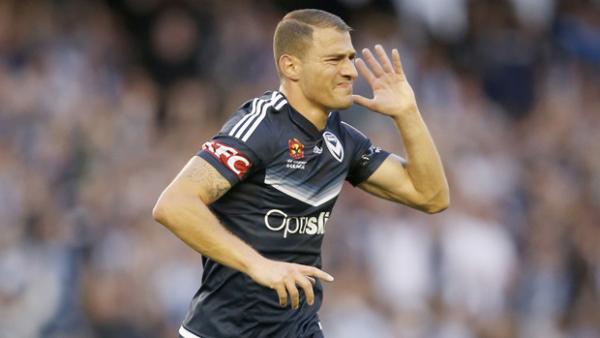 Victory's James Troisi has been named in the latest Caltex Socceroos squad.