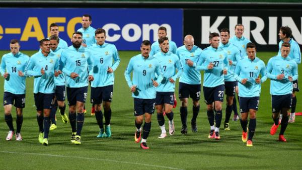 The Caltex Socceroos in training ahead of their World Cup qualifiers against Iraq and UAE in Perth.